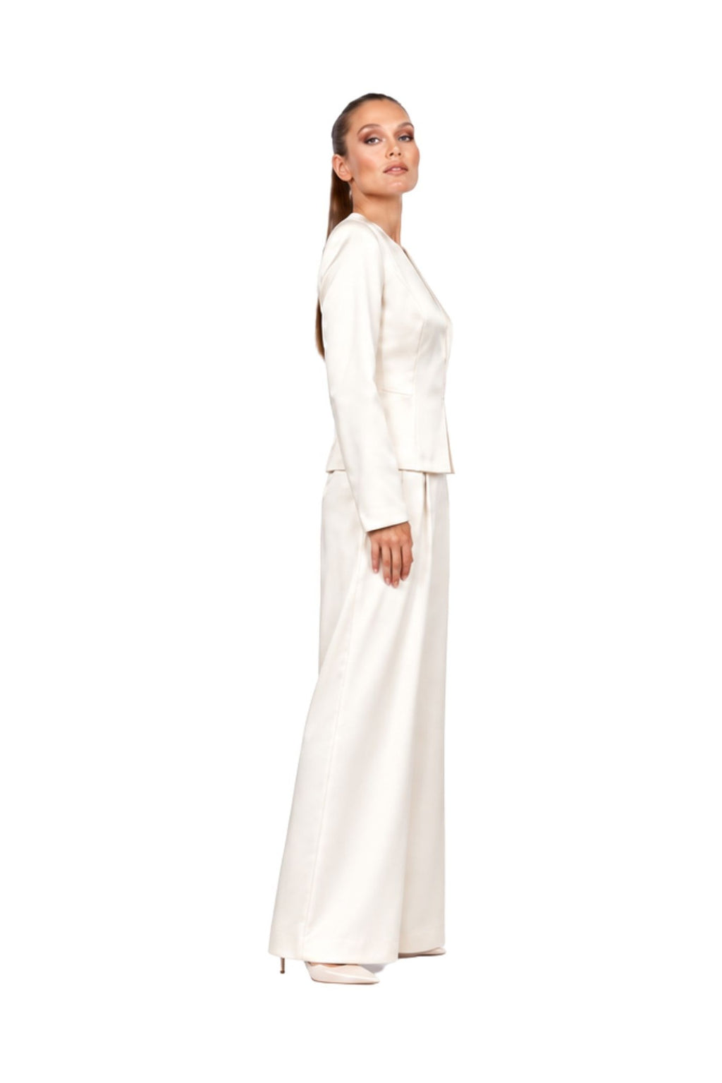 LUCENTE satin tailoring set in Roman Pearl — side view