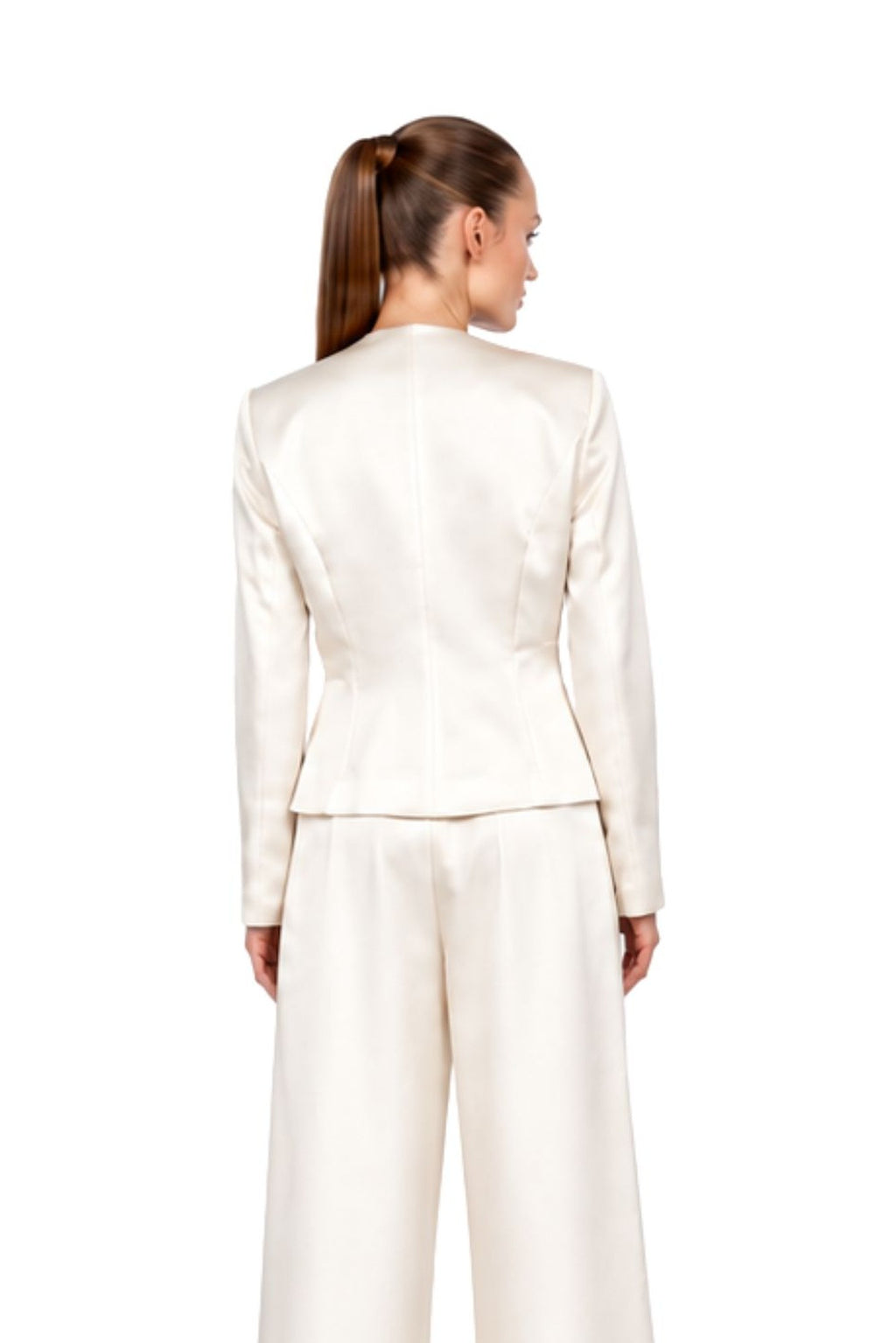 LUCENTE satin tailoring set in Roman Pearl — back close-up